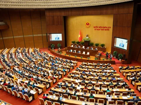 Kỳ họp thứ 10: Quốc hội bắt đầu xem xét, quyết định công tác nhân sự