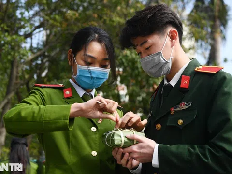 Chuyến xe mùa xuân đưa 300 học viên HV Cảnh sát nhân dân về quê đón Tết