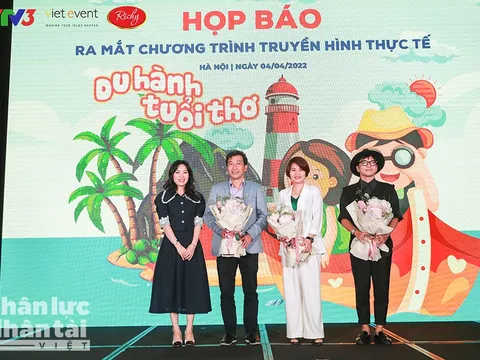 Gặp gỡ báo chí giới thiệu chương trình truyền hình thực tế Du hành tuổi thơ