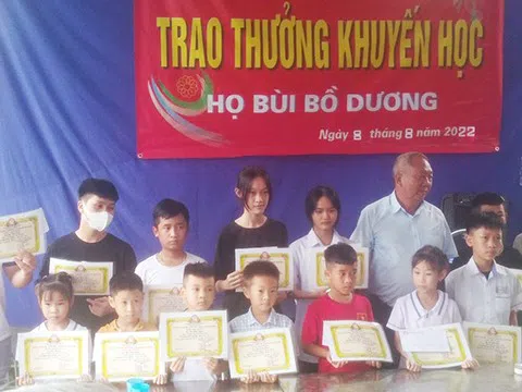 Khuyến học từ dòng họ