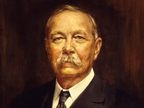 Conan Doyle: Chiếc phễu da và biểu tượng văn hóa trường tồn với thời gian