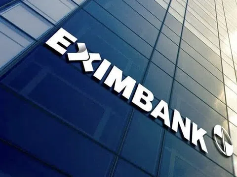 Chủ trương chuyển Hội sở ra Hà Nội, ban lãnh đạo Eximbank tính 'qua cầu rút ván'?