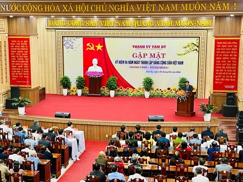 Tam Kỳ, Quảng Nam gặp mặt nhân kỷ niệm 94 năm Ngày thành lập Đảng CSVN