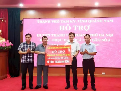 TP. Tam Kỳ hỗ trợ huyện Thanh Trì (Hà Nội) 100 triệu đồng khắc phục hậu quả bão số 3