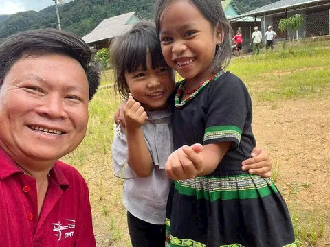 Hành trình sẻ chia thầm lặng của một sĩ quan CSGT mang trái tim thiện nguyện