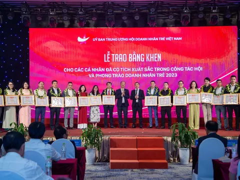 Hội Doanh nhân trẻ tỉnh Nghệ An kỷ niệm 20 năm thành lập