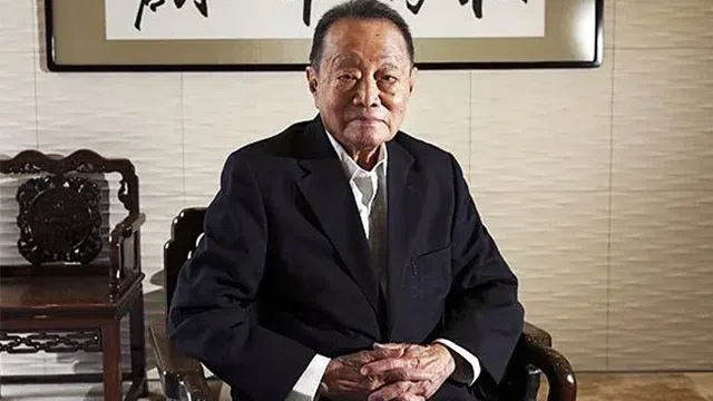 ‘Vua đường châu Á’  Robert Kuok: 20 năm liền giàu nhất Malaysia, 100 tuổi vẫn tận lực vì công việc