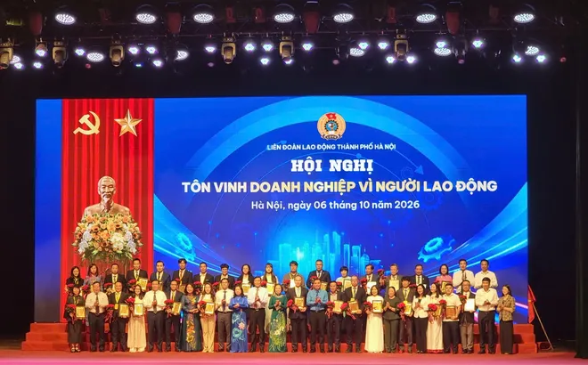 Tôn vinh, khẳng định vai trò của người lao động trong sự nghiệp công nghiệp hóa, hiện đại hóa đất nước