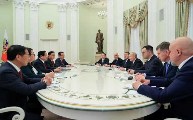 Thủ tướng Phạm Minh Chính hội kiến Tổng thống Liên bang Nga Vladimir Putin