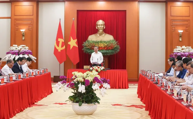 Tổng kết phải có chiều sâu lịch sử, tầm cao lý luận và sức gợi mở kiến tạo cho tương lai