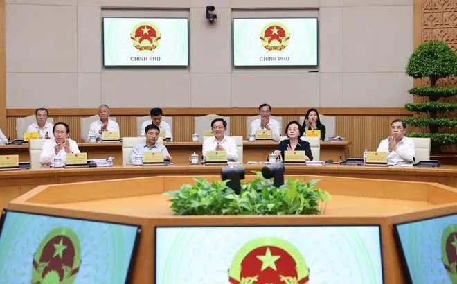 Tiếp cận trực diện các vấn đề, xây dựng các kịch bản điều hành tăng trưởng kinh tế chi tiết hơn nữa